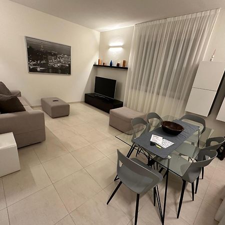 피아첸차 Casavale Elegante Residenza 108 Mq Max 7 Persone 아파트 외부 사진