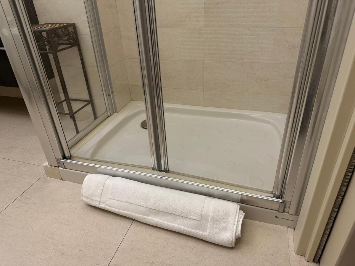 피아첸차 Casavale Elegante Residenza 108 Mq Max 7 Persone 아파트 외부 사진